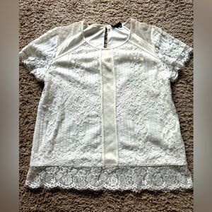 Gently Used Women’s Blouse